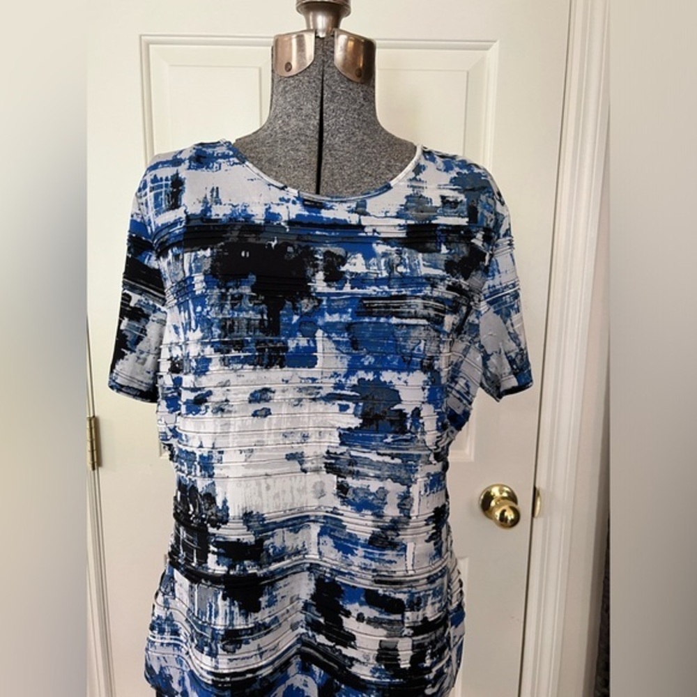 Calvin Klein short sleeve top shirt, XL